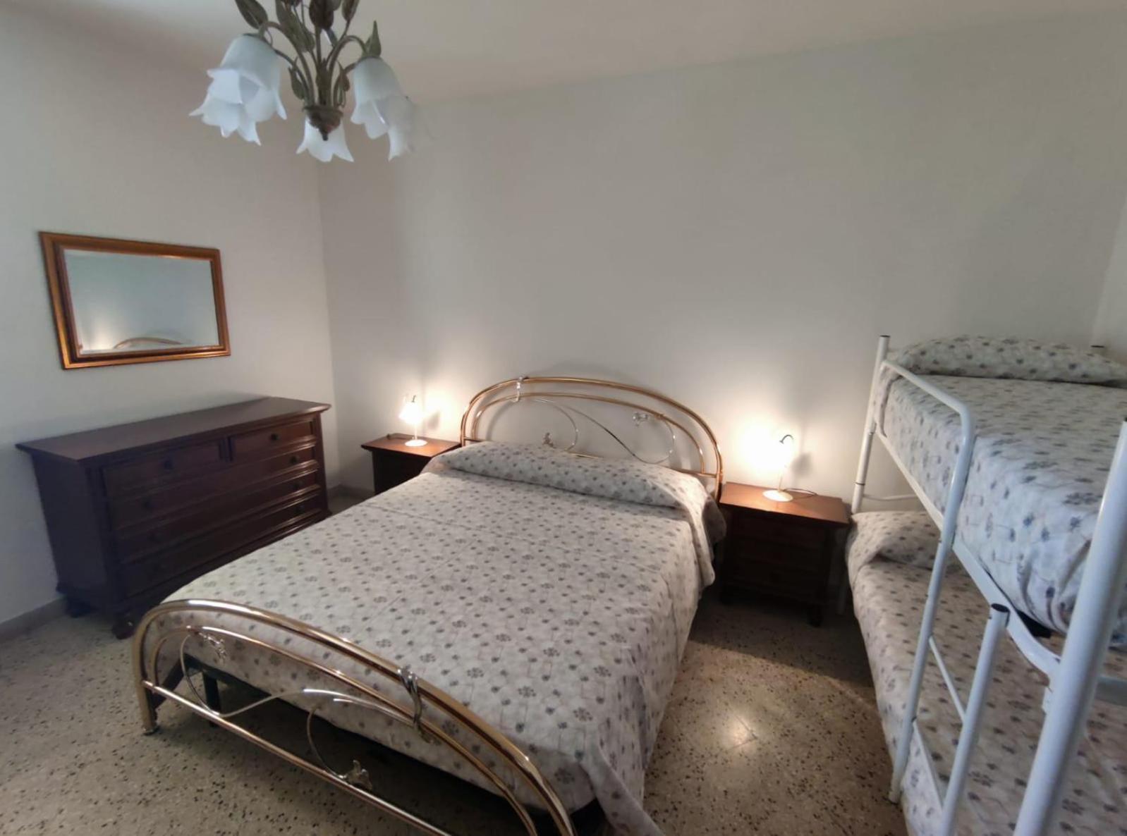 A Casa Di Nonna Maria Villa Terrasini Luaran gambar