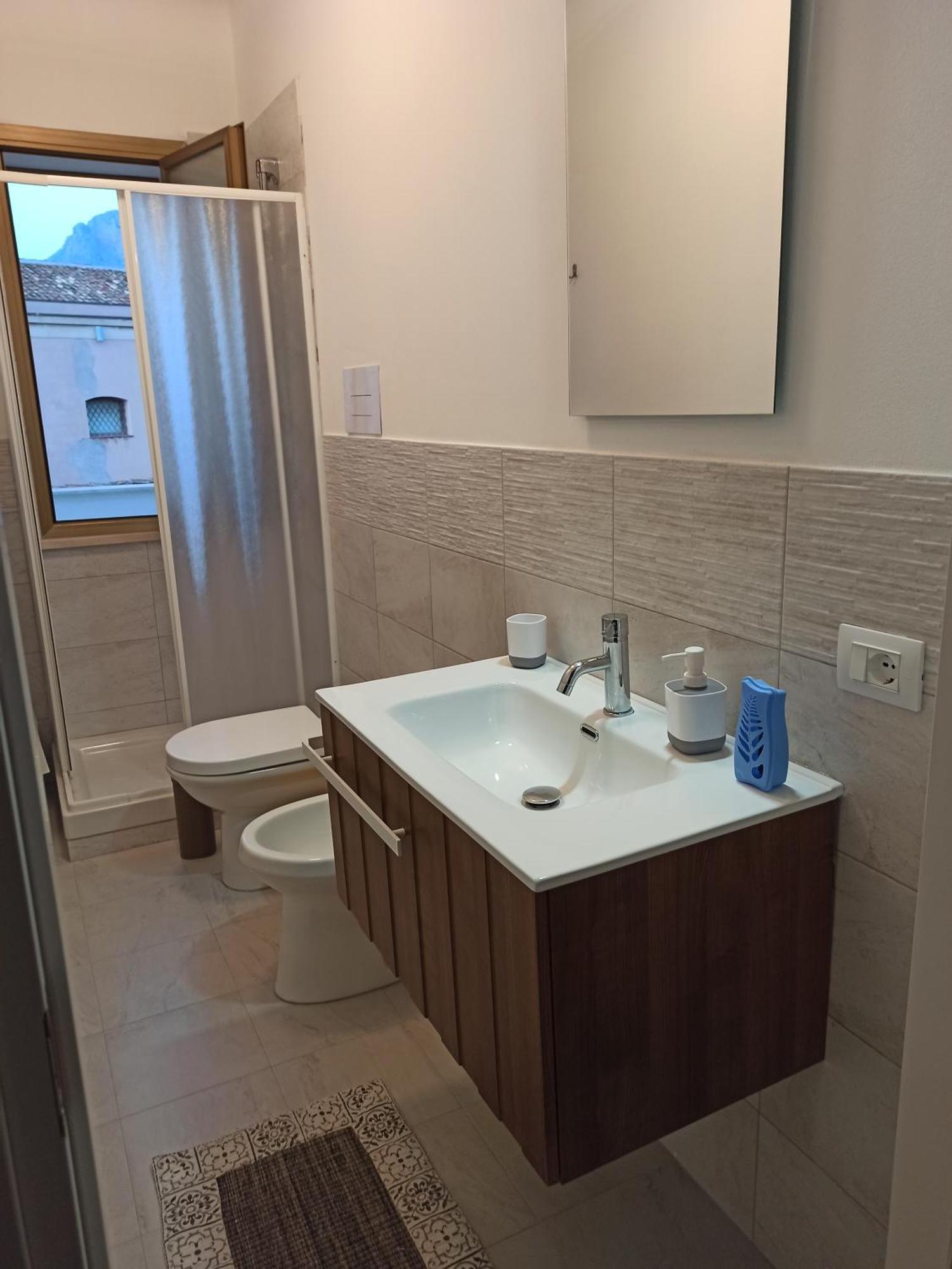 A Casa Di Nonna Maria Villa Terrasini Luaran gambar